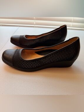 Naturalizer Bartow Wedge Pump Slip on shoe 9.5
